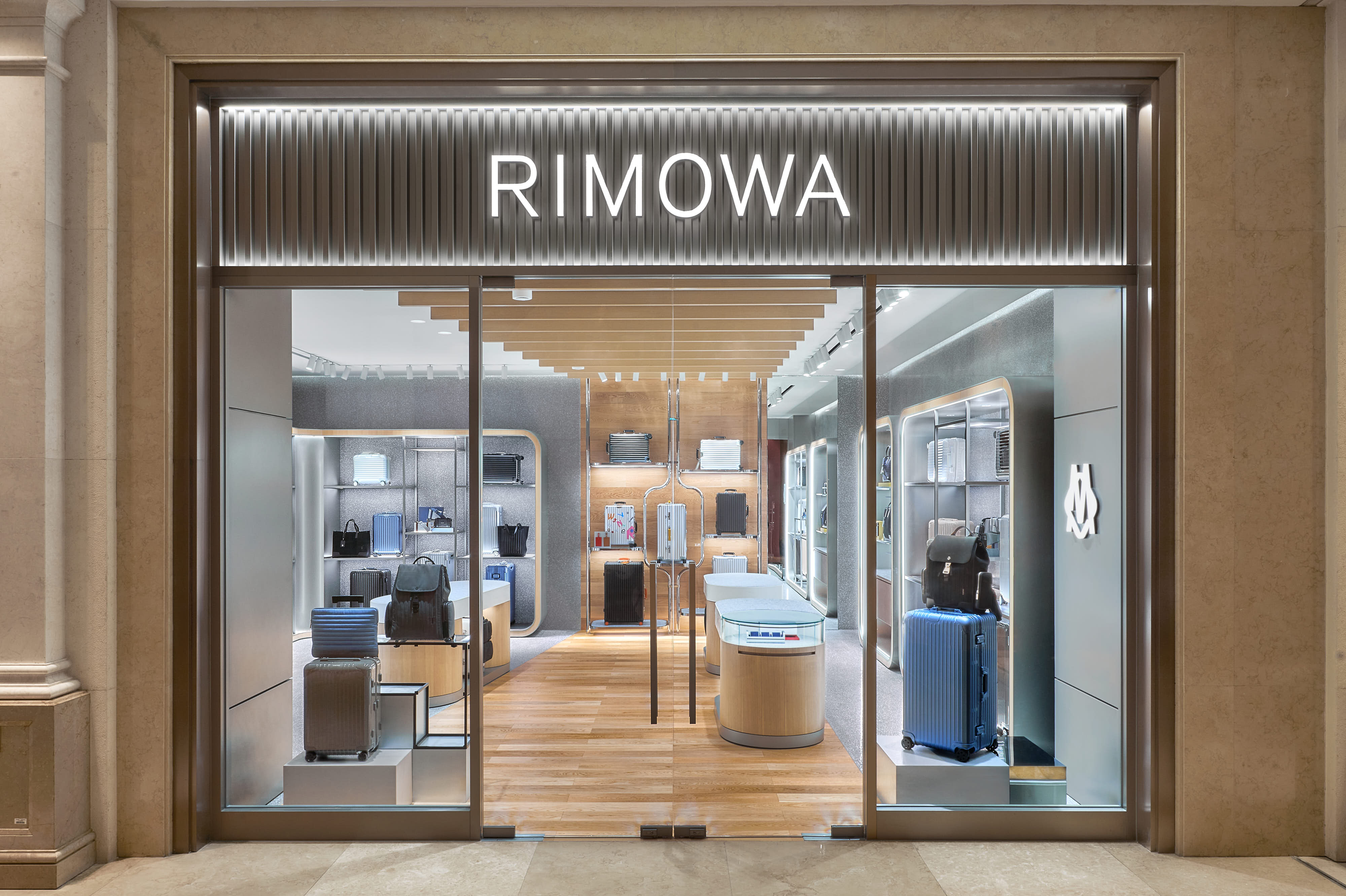 RIMOWA - Four Season Macau