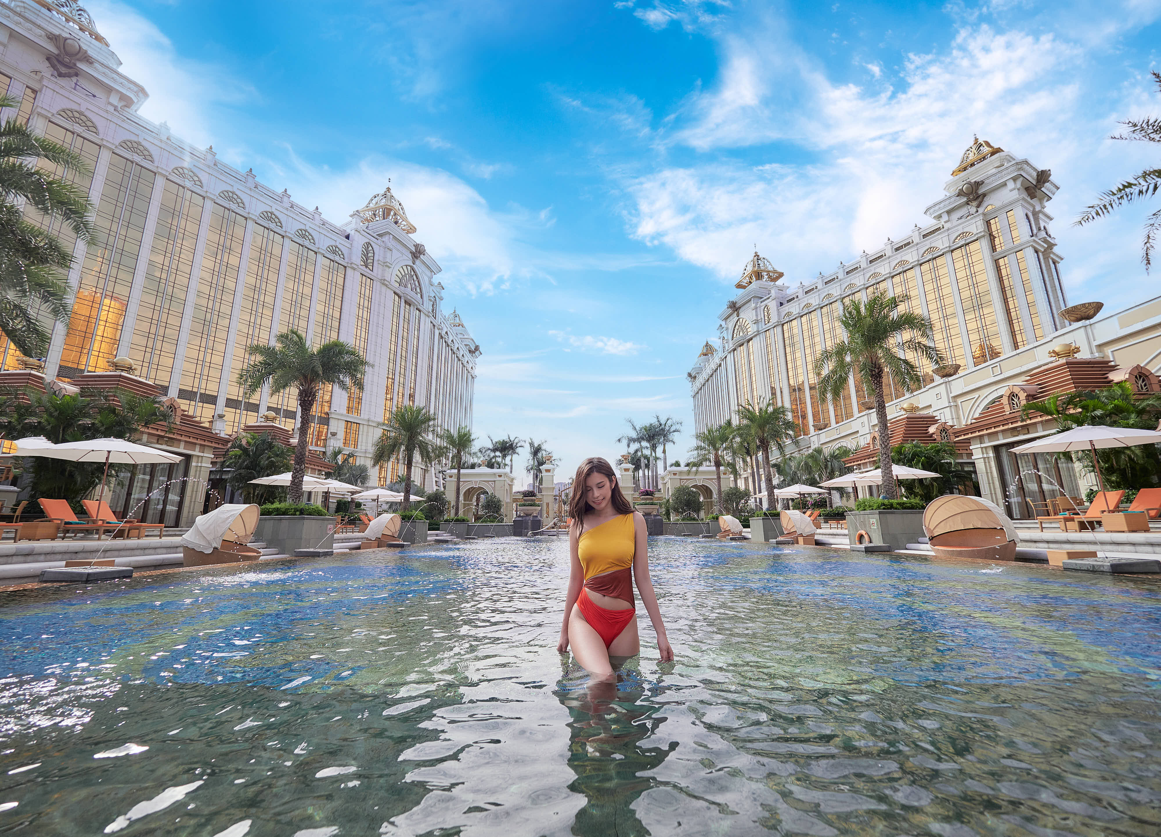Grand Resort Deck Campaign (Couples) - Galaxy Macau